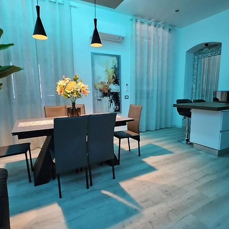 לה ספציה Vanity House מראה חיצוני תמונה