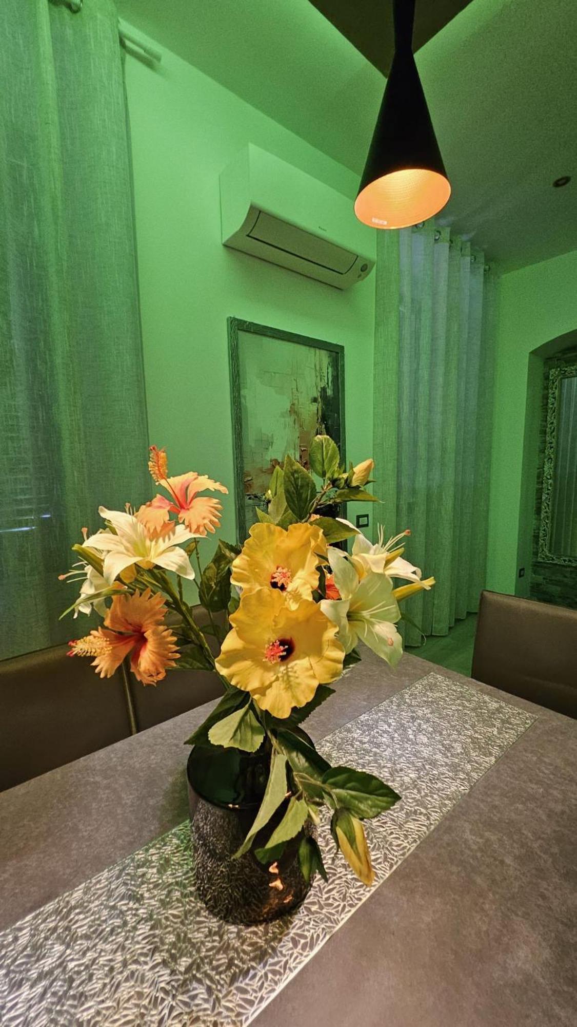 לה ספציה Vanity House מראה חיצוני תמונה